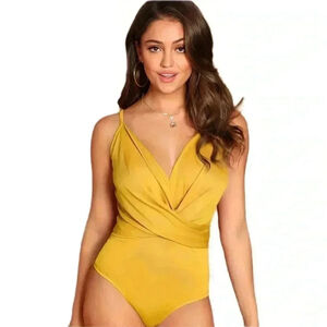 NWOT SHEIN BAE Plunging Neck Cross Wrap Cami Bodysuit – Yellow, Size XS